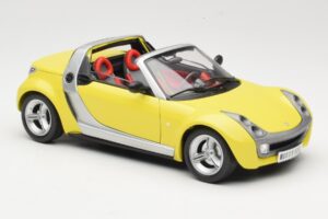 Smart Roadster 452 Žlutý Bburago 1:18 34099-M2 Kov – obrázek 6 z 8