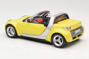 Smart Roadster 452 Žlutý Bburago 1:18 34099-M2 Kov – obrázek 7 z 8