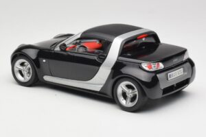 Smart Roadster Černý Bburago 1:18 34099-M1 Kov – obrázek 7 z 8