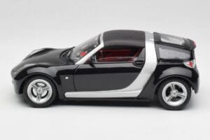 Smart Roadster Tmavě Modrý Bburago 1:18 34917 Kov – obrázek 4 z 8