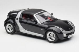Smart Roadster Tmavě Modrý Bburago 1:18 34917 Kov – obrázek 6 z 8