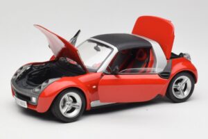 Smart Roadster Červený Bburago 1:18 34099 Kov – obrázek 2 z 8