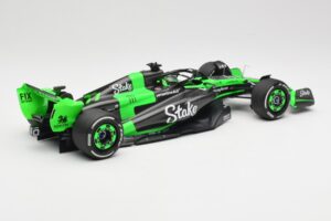 Stake F1 Team Kick Sauber C44 #77 V. Bottas Emilia Romagna GP 2024 Minichamps 1:18 117240177 Kov – obrázek 2 z 7