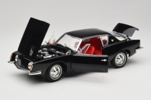 Studebaker Avanti Černý Signature Models 1:18 STUDEBAKER001 Kov – obrázek 2 z 8