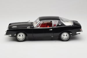 Studebaker Avanti Černý Signature Models 1:18 STUDEBAKER001 Kov – obrázek 4 z 8