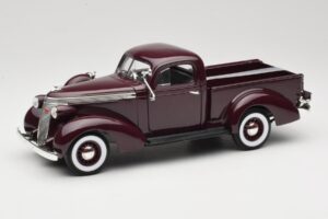 Studebaker Coupe Express Pickup Hnědý American Mint 1:18 92458-R1 Kov