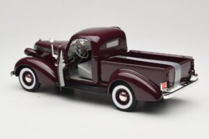Studebaker Coupe Express Pickup Hnědý American Mint 1:18 92458-R1 Kov – obrázek 5 z 8