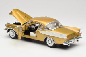 Studebaker Golden Hawk Anson 1:18 30384 Kov – obrázek 5 z 8