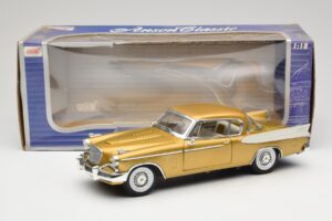 Studebaker Golden Hawk Anson 1:18 30384 Kov – obrázek 8 z 8