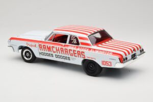 Dodge 330 Super Stock Ramchargers NHRA 1964 Highway 61 1:18 50044 Kov – obrázek 7 z 8