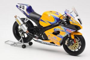 Suzuki GSX-R 1000 Team Alstare Corona Extra T. Corser WSB 2005 Minichamps 1:12 122052211 Kov – obrázek 4 z 6