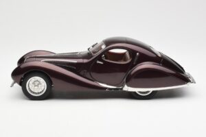 Talbot-Lago T150 C-SS Figoni & Falaschi Teardrop Tmavá Bordeaux Metalíza CMC 1:18 M-179 Kov – obrázek 3 z 6