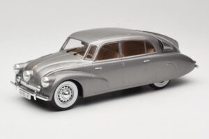 Tatra 87 Šedý MCG 1:18 MCG18068 Kov