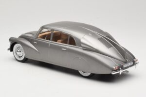 Tatra 87 Šedý MCG 1:18 MCG18068 Kov – obrázek 5 z 6