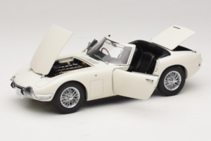 Toyota 2000 GT Kabriolet Bílý James Bond Collection AUTOart 1:18 78731 Kov – obrázek 2 z 8