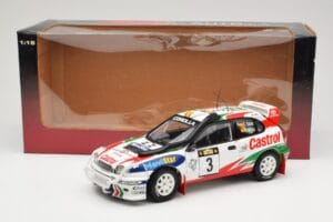 Toyota Corolla WRC #3 C. Sainz / L. Moya Safari Rally 1999 AUTOart 1:18 89982 Kov – obrázek 8 z 8