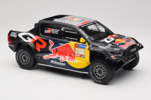 Toyota GR DKR Hilux Evo #206 L. Moraes / A. Monleon Rally Dakar 2024 IXO 1:18 18RMC238A Kov – obrázek 4 z 6