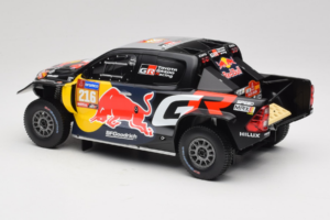 Toyota GR DKR Hilux Evo #216 S. Quintero / D. Zenz Rally Dakar 2024 IXO 1:18 18RMC238B Kov – obrázek 5 z 6