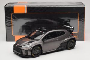 Toyota GR Yaris Rally2 Šedý IXO 1:18 18CMC210 Kov – obrázek 6 z 6