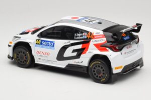 Toyota GR Yaris Rally2 #44 H. Kogure Rally Finland 2024 IXO 1:18 18RMC212B Kov – obrázek 5 z 6