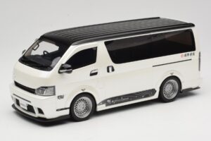 Toyota Hiace Super GL Pearl White Otto 1:18 OT1136 Pryskyřice
