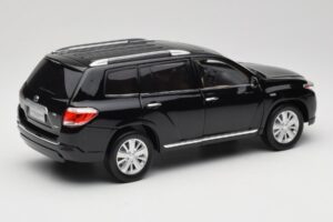 Toyota Highlander XU40 Černý Paudi Model 1:18 2043612-B1 Kov – obrázek 3 z 8