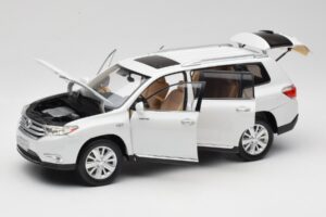 Toyota Highlander XU40 Bílý Paudi Model 1:18 2043612-W1 Kov – obrázek 2 z 8