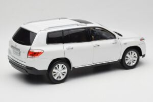 Toyota Highlander XU40 Bílý Paudi Model 1:18 2043612-W1 Kov – obrázek 3 z 8