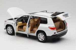 Toyota Highlander XU40 Bílý Paudi Model 1:18 2043612-W1 Kov – obrázek 5 z 8