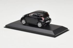 Toyota iQ Černý Mica Minichamps 1:43 403166803 Kov – obrázek 3 z 4