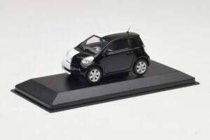 Toyota iQ Černý & Bílý Geneva Motor Show 2009 Minichamps 1:43 400166801 Kov – obrázek 2 z 4