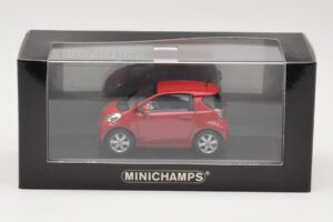 Toyota iQ Červený Minichamps 1:43 400166800 Kov – obrázek 4 z 4
