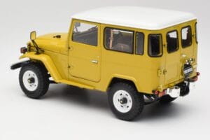 Toyota Land Cruiser FJ40 Hořčicový Žlutý Kyosho 1:18 08971Y Kov – obrázek 7 z 8