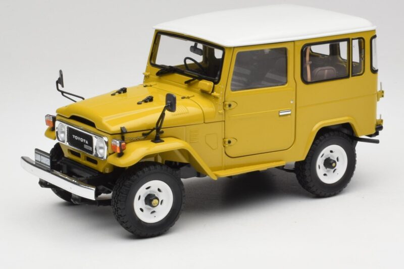 Toyota Land Cruiser FJ40 Hořčicový Žlutý Kyosho 1:18 08971Y Kov