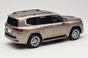 Toyota Land Cruiser LC300 ZX Zlatý LCD 1:18 LCD18013-ZX-GO Kov – obrázek 3 z 8