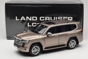 Toyota Land Cruiser LC300 ZX Zlatý LCD 1:18 LCD18013-ZX-GO Kov – obrázek 8 z 8