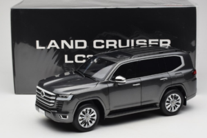 Toyota Land Cruiser LC300 ZX Šedý LCD 1:18 LCD18013-ZX-GR Kov – obrázek 8 z 8