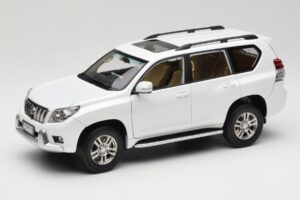 Toyota Land Cruiser Prado J150 Bílý Paudi Model 1:18 623132-WH Kov