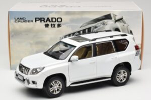 Toyota Land Cruiser Prado J150 Bílý Paudi Model 1:18 623132-WH Kov – obrázek 8 z 8