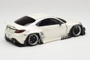 Toyota Pandem GR86 ZN8 Crystal White GT Spirit 1:18 GT498 Pryskyřice – obrázek 2 z 6