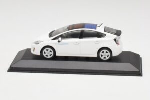 Toyota Prius XW30 Super Bílý Minichamps 1:43 PRIUS001 Kov