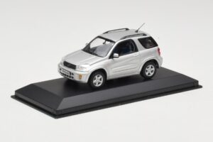 Toyota RAV4 XA20 Stříbrný Světlý Interiér Minichamps 1:43 31434205 Kov – obrázek 2 z 4