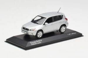 Toyota RAV4 XA30 Stříbrný Minichamps 1:43 400166570 Kov – obrázek 2 z 4