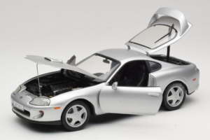 Toyota Supra A80 Stříbrný Kyosho 1:18 8847 Kov – obrázek 2 z 8