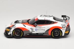 Toyota Supra A90 GT4 #9 E. Cheli / E. Joulie FFSA GT4 France 2020 Otto 1:18 OT1122 Pryskyřice – obrázek 3 z 6