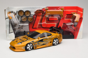 Toyota Supra A80 Zlatý Tunerz Edition Hot Wheels 1:18 B6091 Kov – obrázek 2 z 7