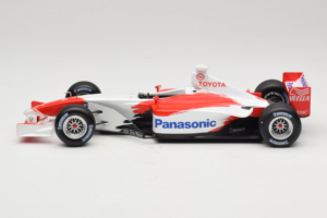 Toyota TF102 Panasonic F1 Showcar 2002 Minichamps 1:18 100020174 Kov – obrázek 3 z 6