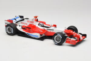 Toyota TF105 #16 J. Trulli Panasonic Toyota Racing 2005 Minichamps 1:18 100050016 Kov – obrázek 4 z 7