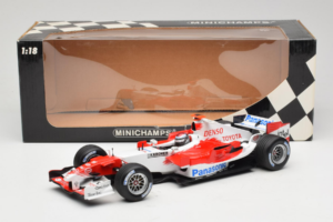 Toyota TF105 #16 J. Trulli Panasonic Toyota Racing 2005 Minichamps 1:18 100050016 Kov – obrázek 7 z 7
