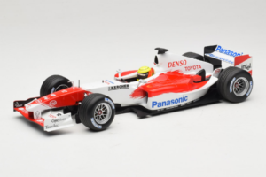 Toyota TF105 #17 R. Schumacher Panasonic Toyota Racing Showcar 2005 Minichamps 1:18 100050087 Kov